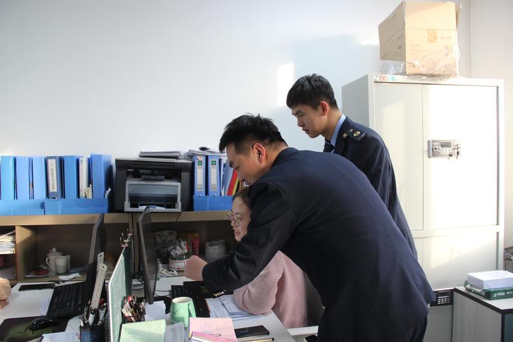 税务局个税改革走访企业